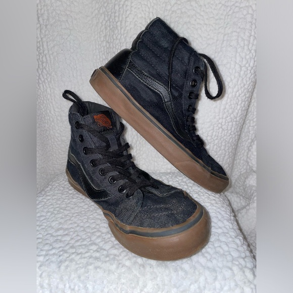 VANS HIGH TOP BLACK JEAN WITH TAN SOLE SIZE 6.5 : Preowned - Picture 4 of 10